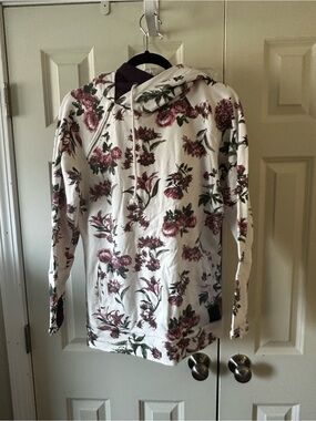 AMPERSAND AVE White Floral Hoodie with Mauve and Green Print